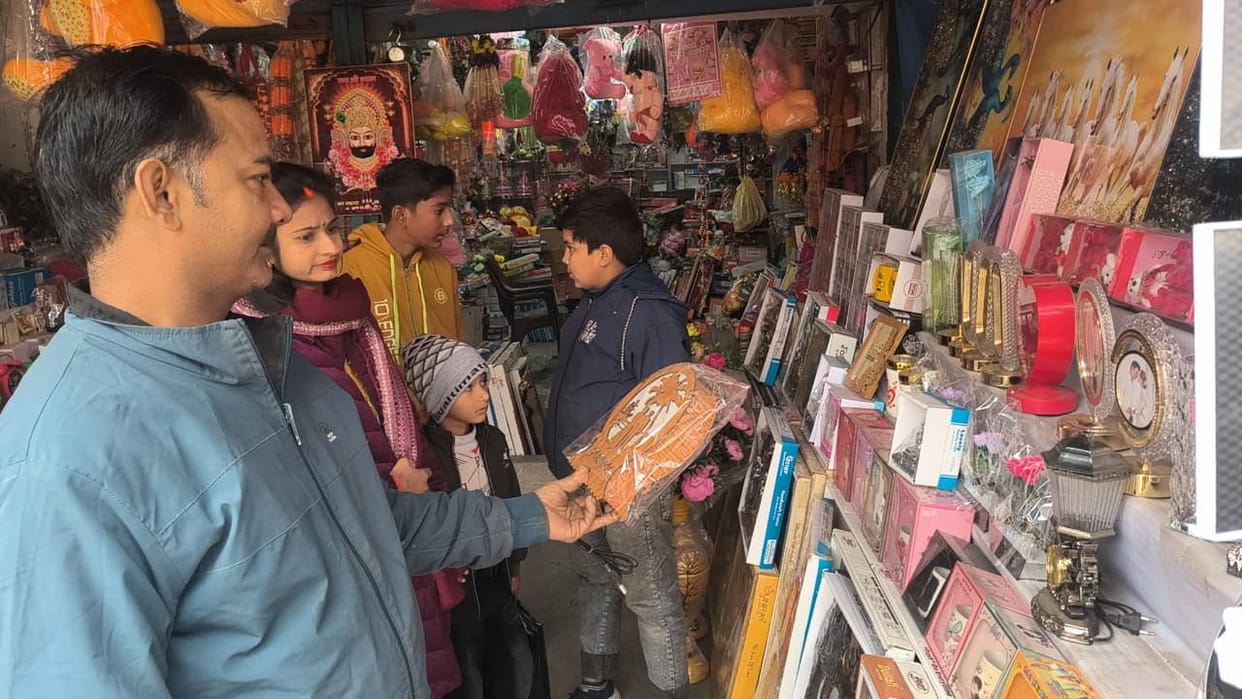 New Year: Some will visit Nepal and some will bow their heads in the court of God.