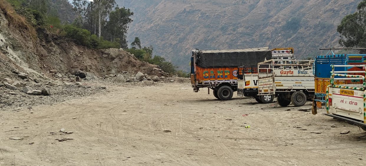 Rampur is expected to get a vegetable market and parking in the new year