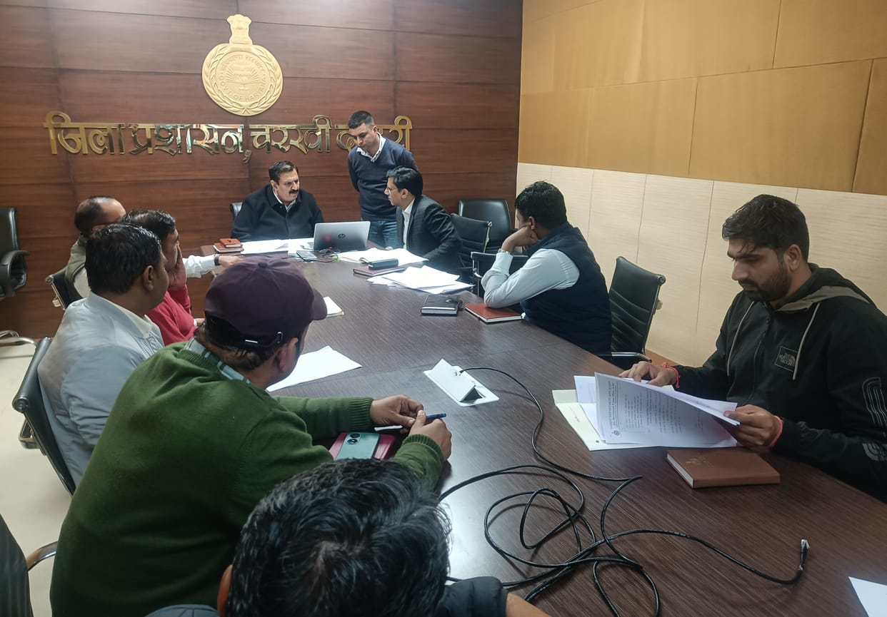 The green cover in the district should be increased to maintain environmental balance.