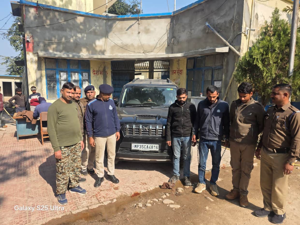 Maihar News: Three conmen arrested in Jaitwara for posing as fake food inspectors and extorting money.