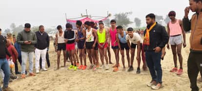 Love of Kasganj first in 1600 meter race