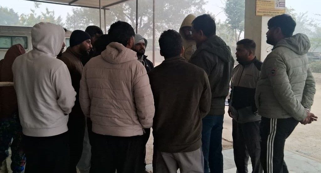 Seven friends were going to Mussoorie to celebrate the New Year, but one died in an accident.