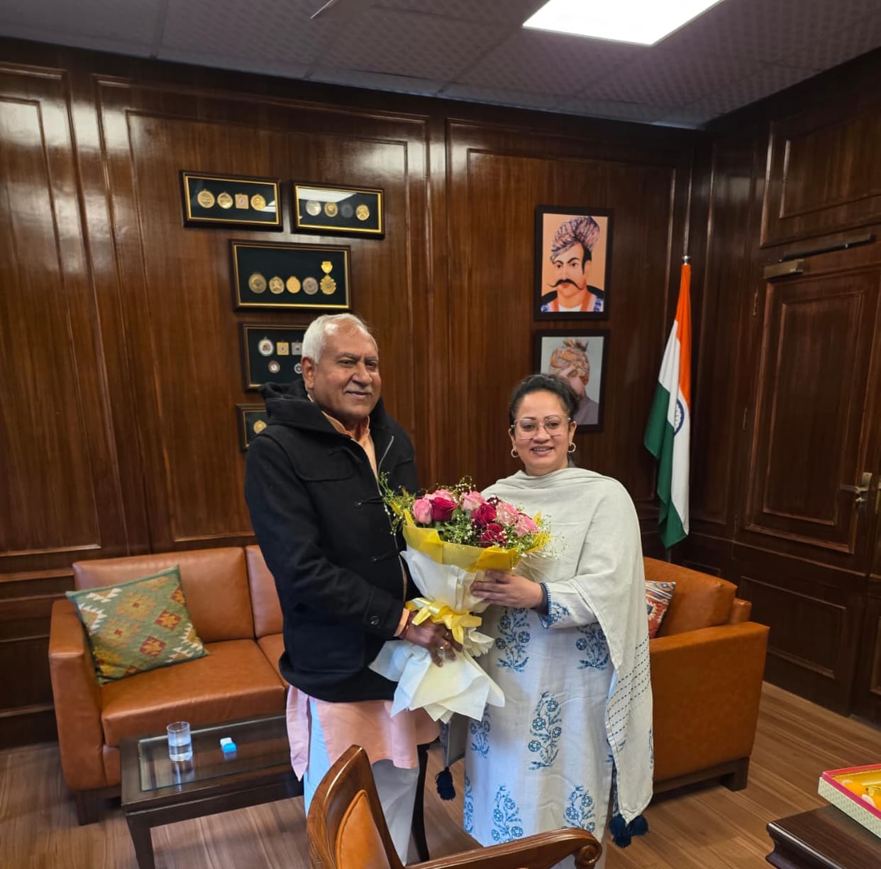 The MLA extended New Year wishes to the Health Minister.