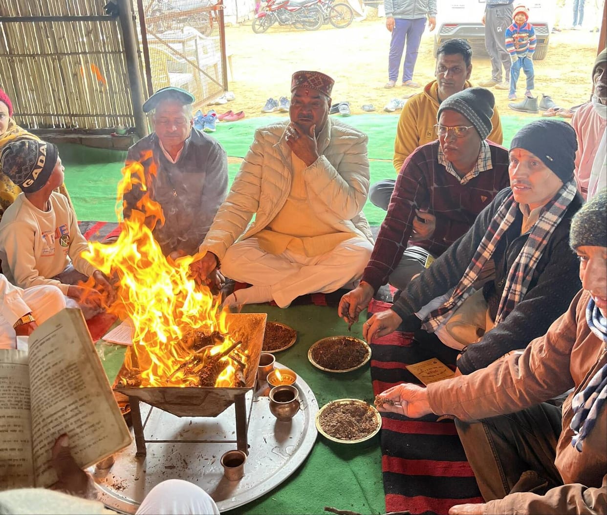 Havan was performed on New Year's Day at Go-Kranti Gaushala.