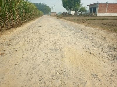 The road connecting Sonbarsa village to the highway is in bad condition.