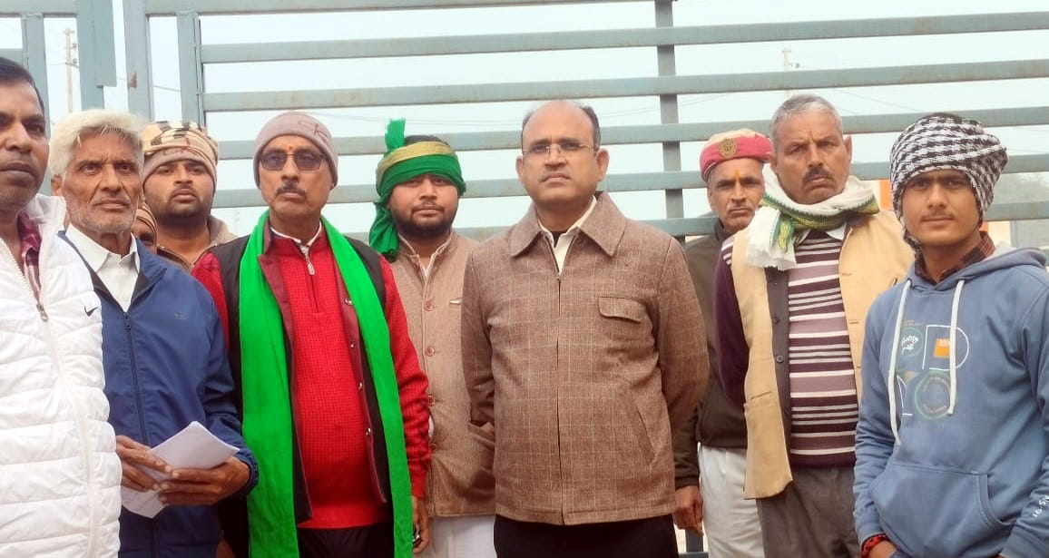 The Bharatiya Kisan Union (BKU) staged a protest over the lack of weighing facilities for millet and submitted a memorandum to the Sub-Divisional Magistrate (SDM).