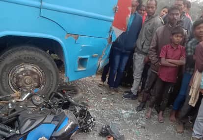 Shahdol News: Two Youths Killed, One Seriously Injured as Bus Collides Head-On with Bike in Deolaud