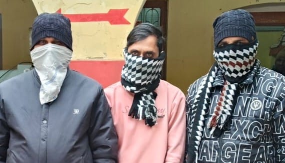 Three accused arrested for defrauding people of 1.49 crore by creating a fake company.