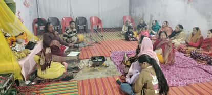 Crowds gathered in temples since morning on New Year