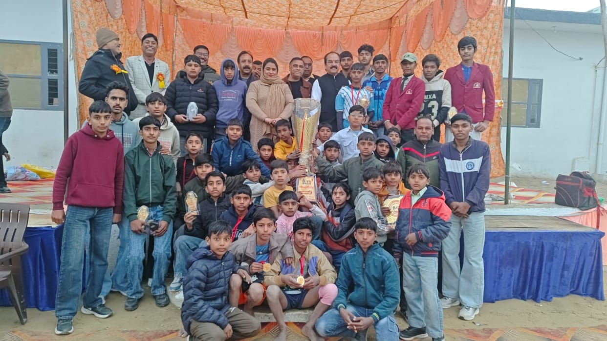 Ravi of Shahpur Begu village was selected as the best raider and Bhavya of Gudiyakheda was selected as the best catcher.