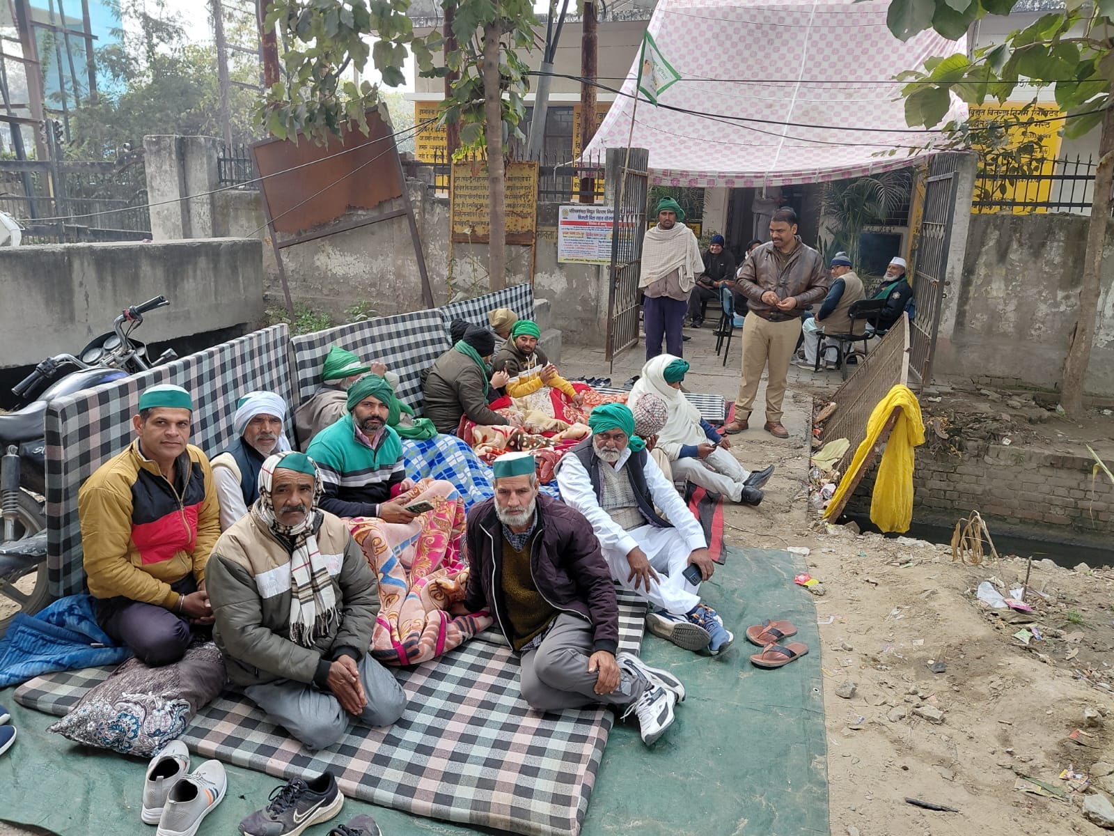 Farmers cut off electricity, disrupting power supply to the industrial area and several colonies for five hours.