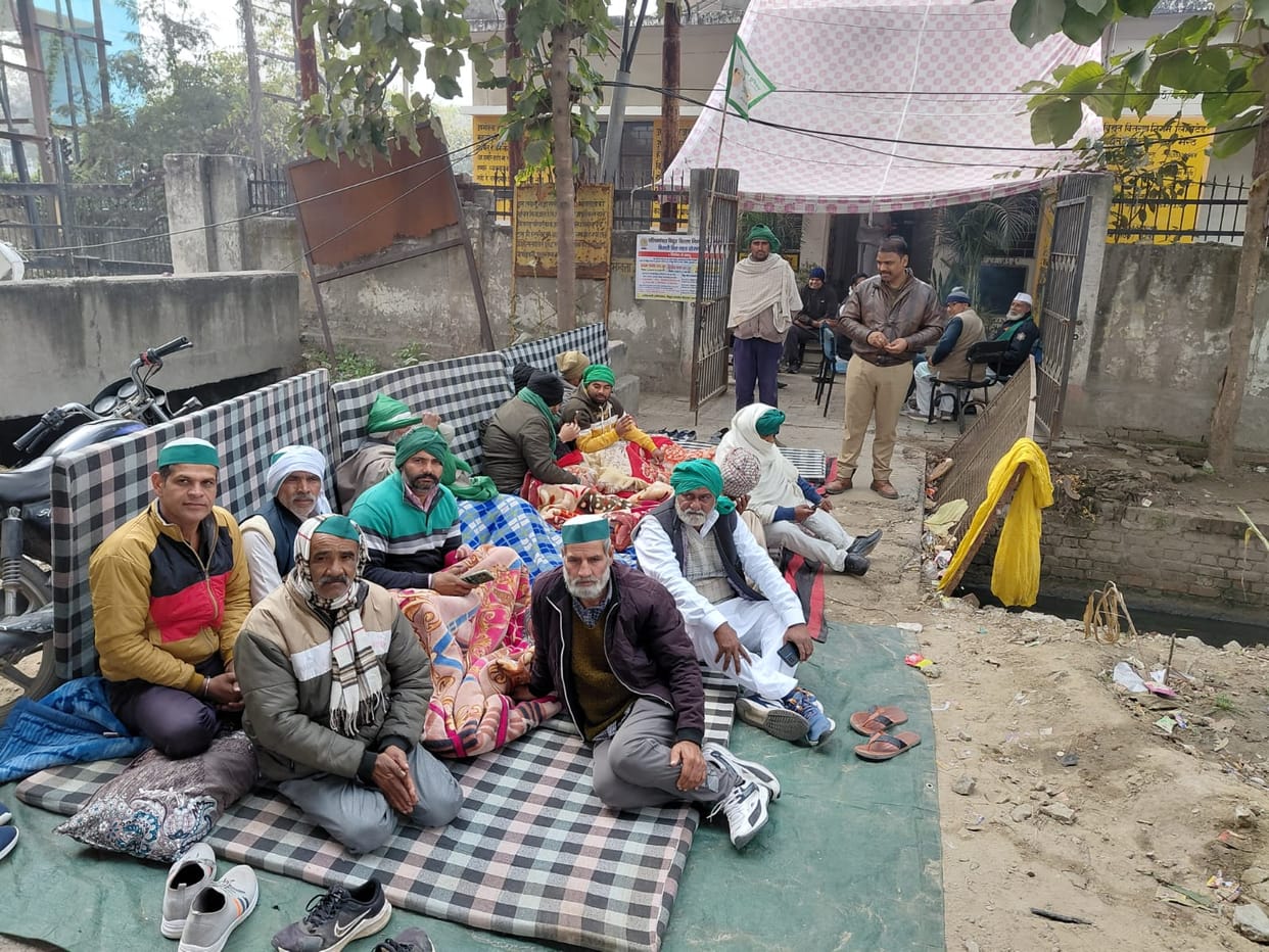 Farmers cut off electricity, disrupting power supply to the industrial area and several colonies for five hours.