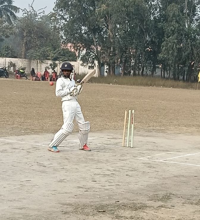 Royal Star won thanks to Apoorva's bowling performance.