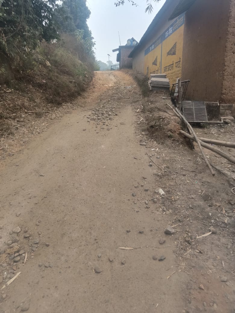 The road from Animal Hospital Bharedi to Amroh via Fakduhi will be improved.