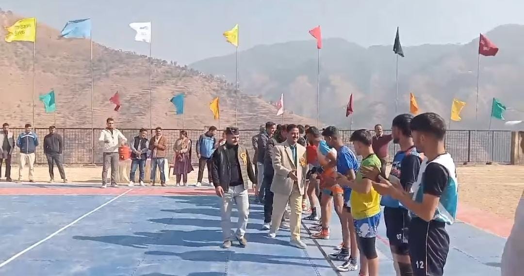 In Kabaddi, the Koti team won, and in Volleyball, the Mundhan team won.