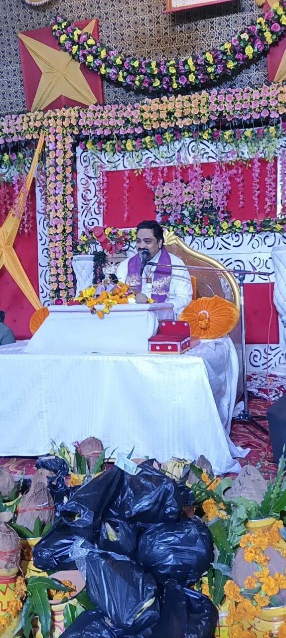 mainpuri news munish maharaj