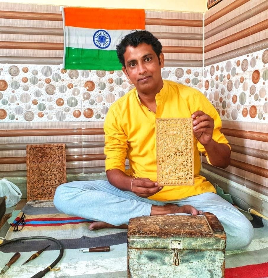 Craftsman Chandrakant will be honored with the International Craft Award.
