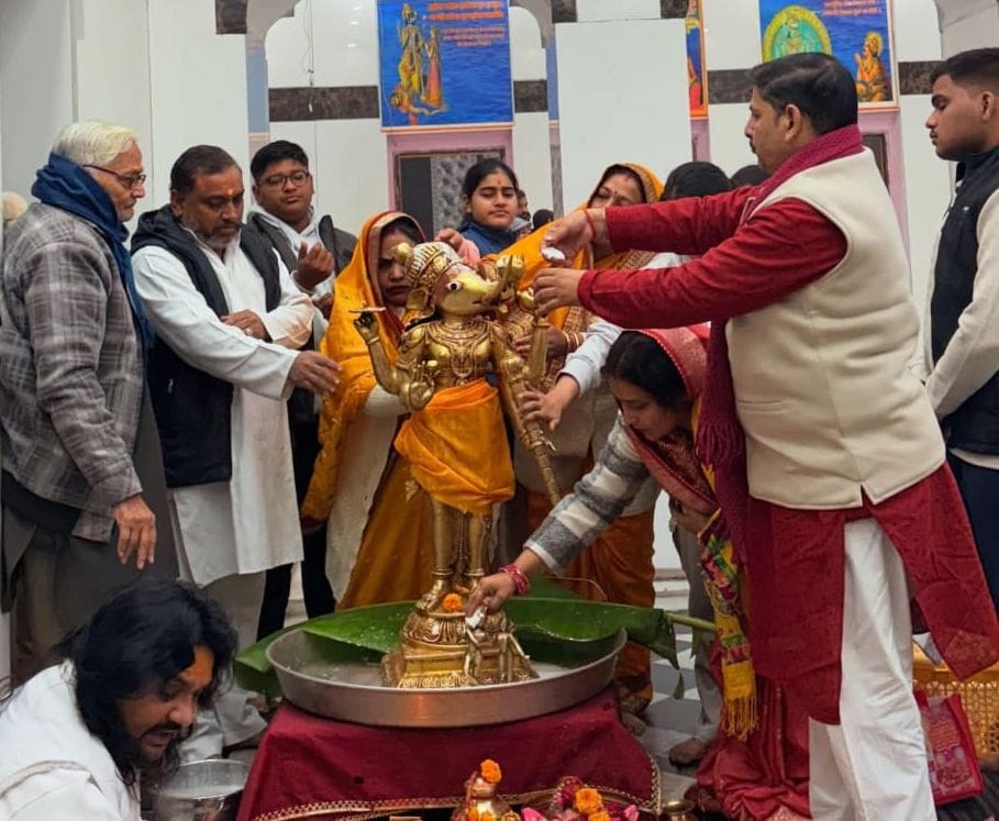The first day of the year is filled with devotion