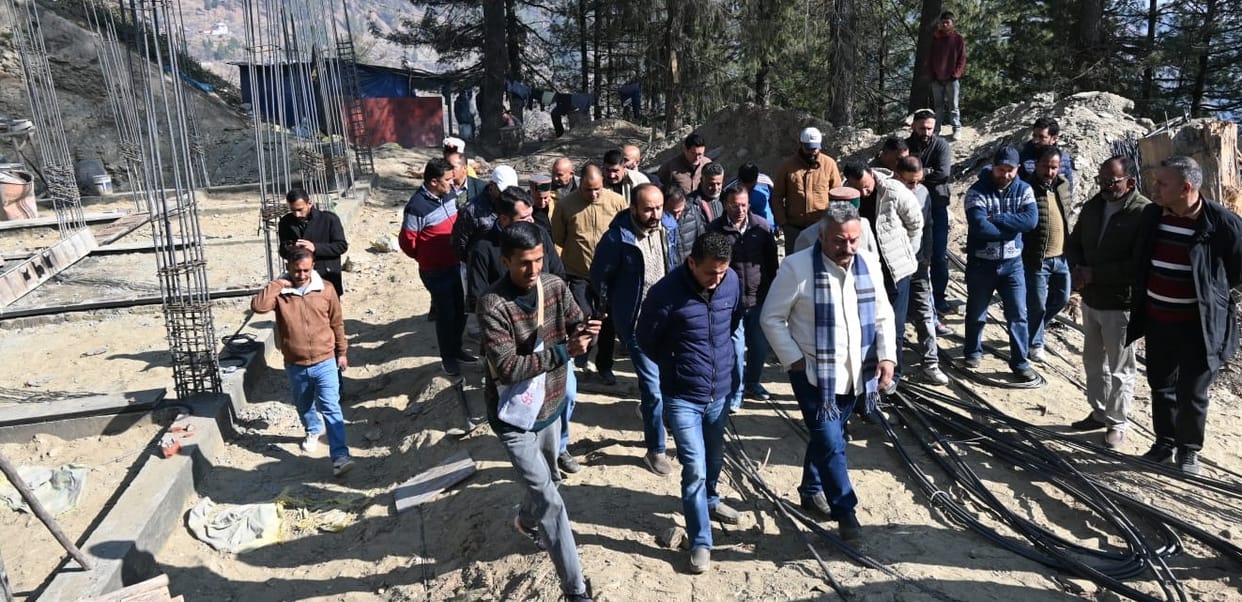 Minister Rohit Thakur inspected the construction work of the Teacher Training Institute
