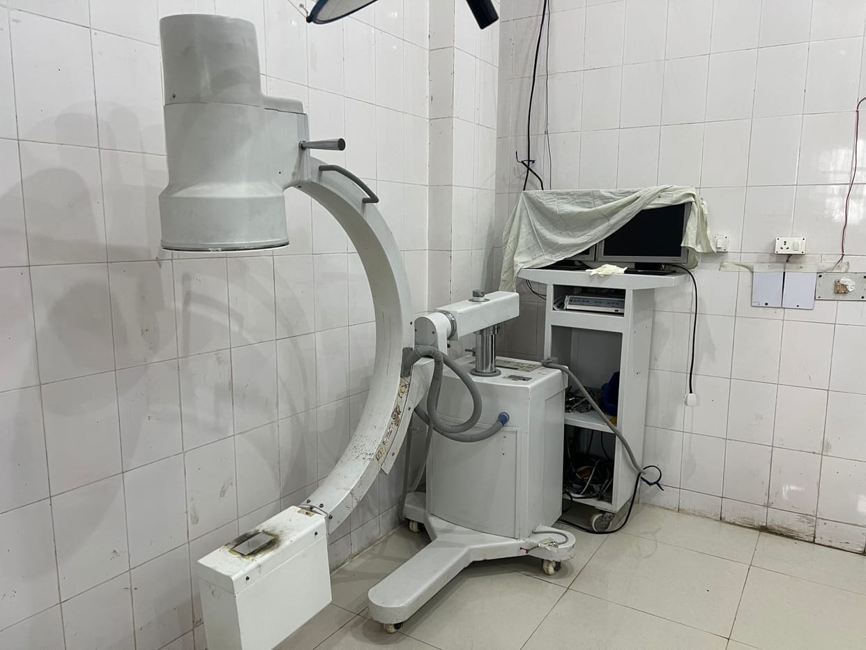 Major operations have been stalled for eight months due to a malfunctioning CARM machine, with the trauma centre limited to plaster casts.
