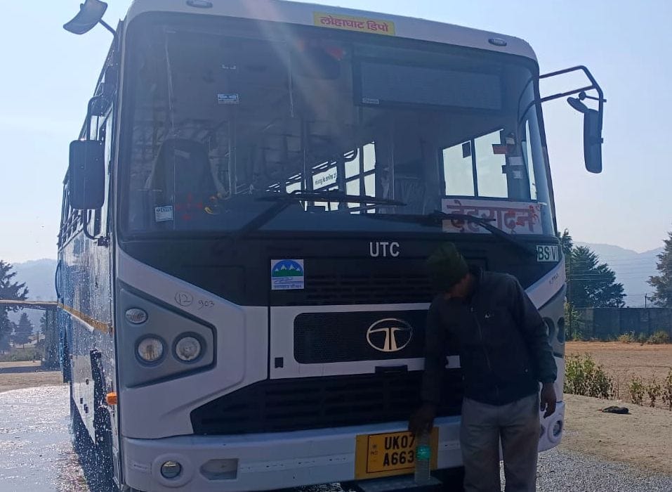 Lohaghat depot got the gift of two buses in the new year.