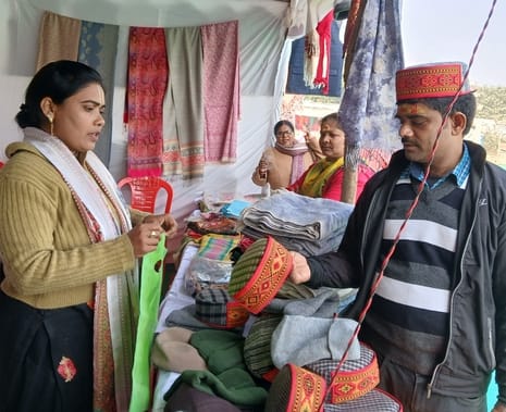 Khadi Festival is filled with the fragrance of Amla products and perfumes