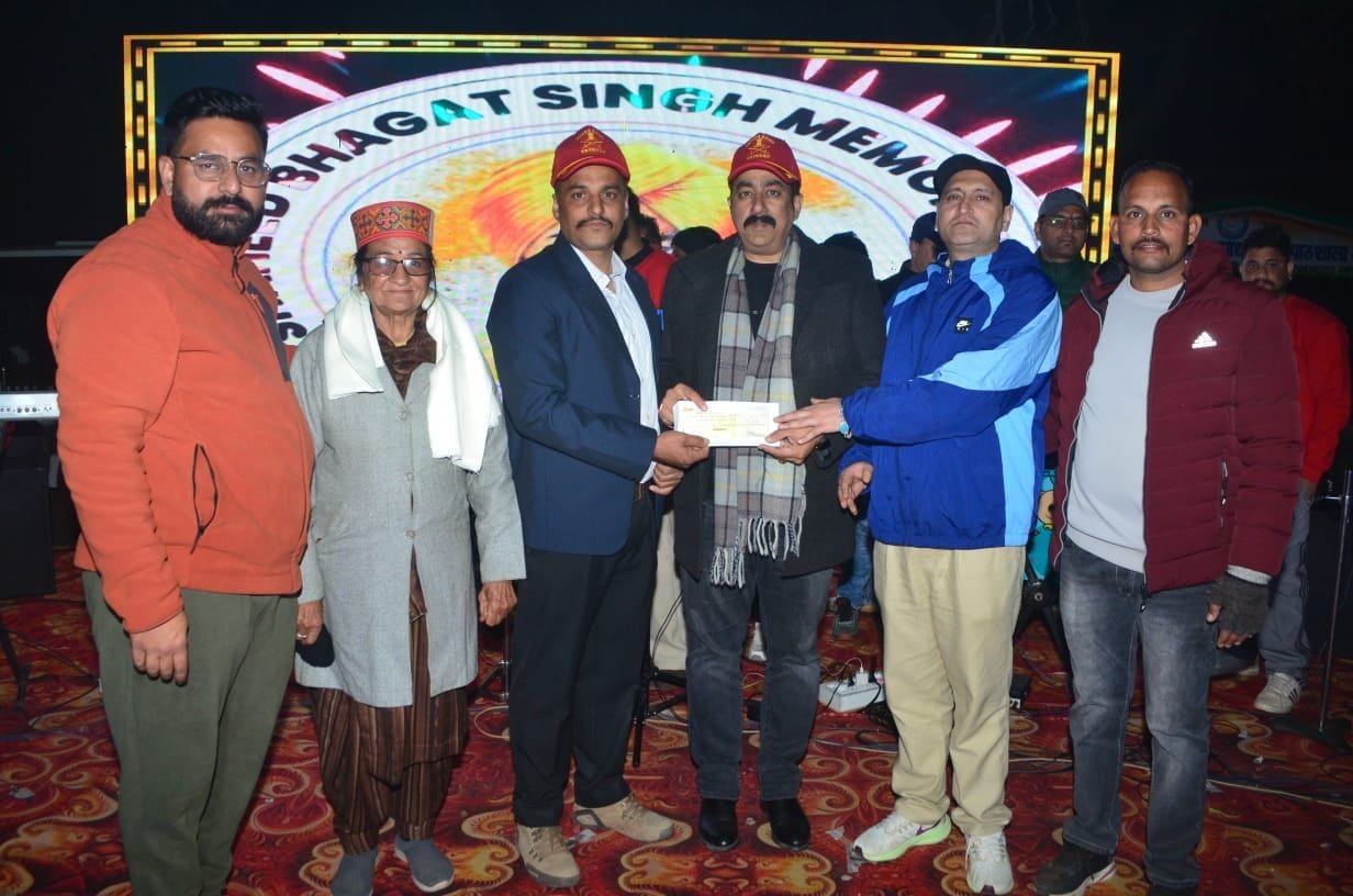Celebrations strengthen mutual unity: Vivek