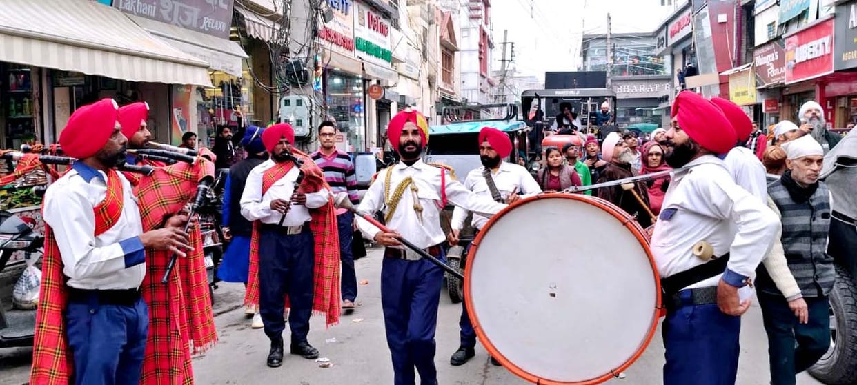 A Nagar Kirtan (religious procession) was held on the occasion of Guru Gobind Singh Prakashotsav.