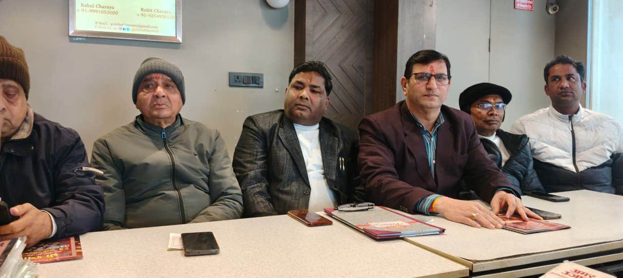 फोटो: 12रेवाड़ी। श्री श्याम सेवा समिति ट्रस्ट के मीडिया प्रभारी गोपाल शर्मा कार्यक्रम के बारे