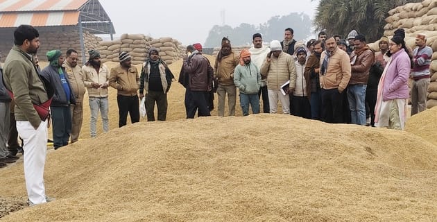 Weighing of dumped paddy should be completed within four days.