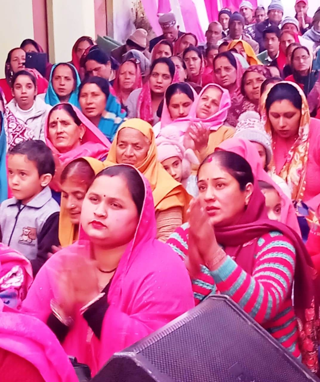 The story of devotee Prahlad was narrated to the people in Bhagwat.