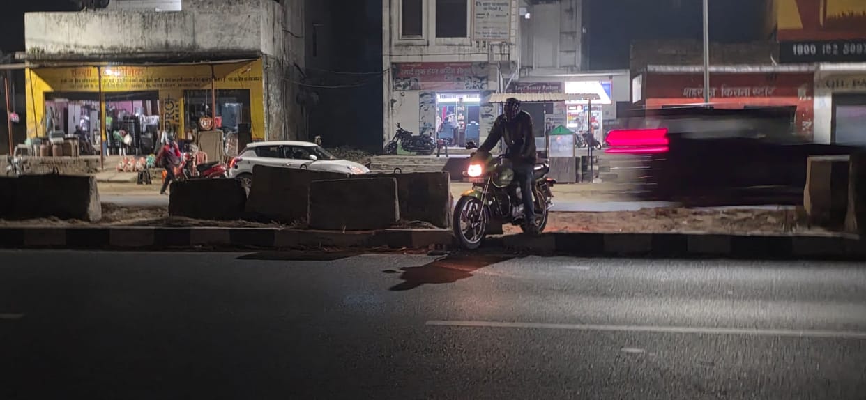 There are more than 20 accident-prone shortcuts on the 62 km highway in the district.