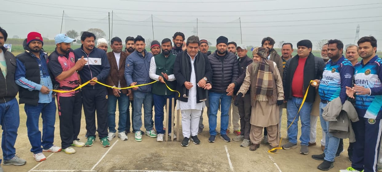 Vaishnavi Club won the match by seven wickets.