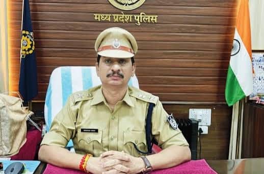 पुलिस अधीक्षक मनोहर सिंह मंडलोई