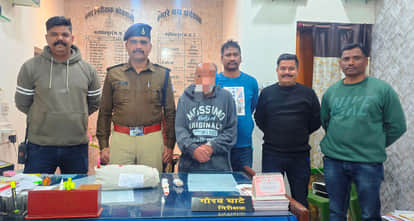 Wife refused to make tea, husband killed her by slitting her throat with a sharp weapon while she was sleeping