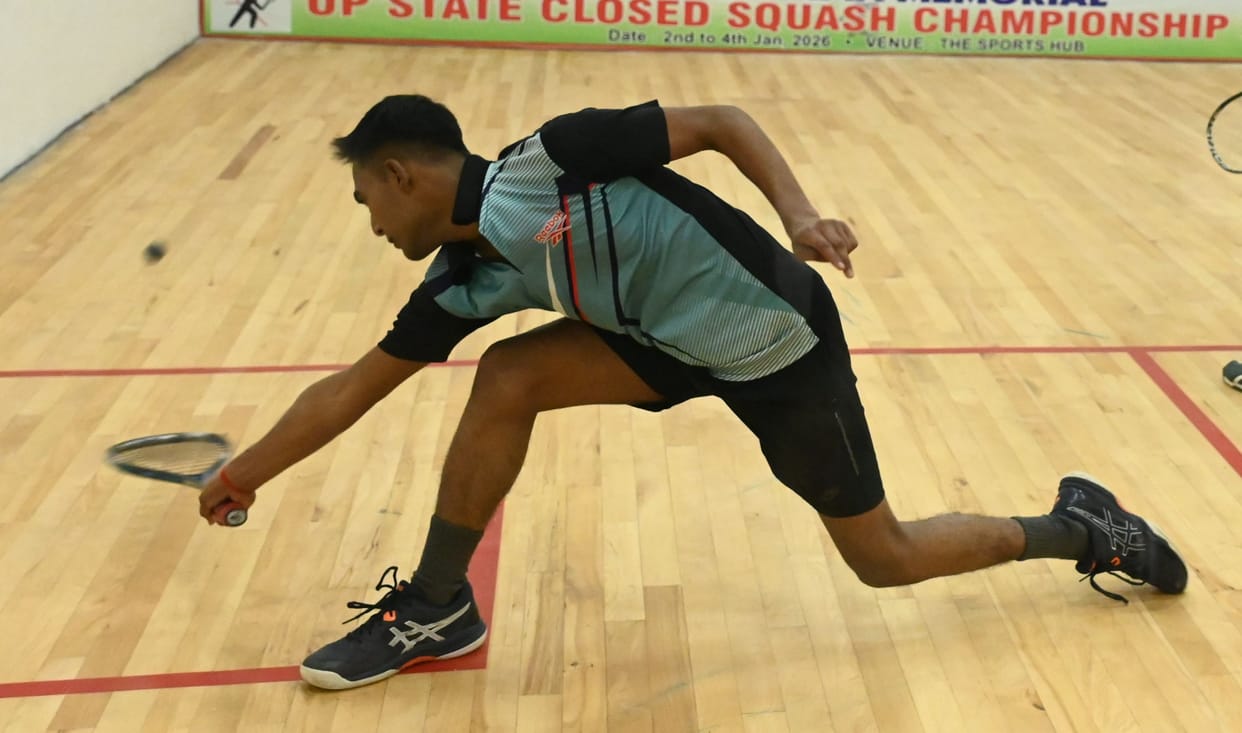 Tejas of Kanpur defeated Uday Bharti of Dhampur 3-0.