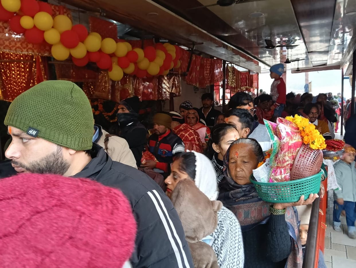 Crowd gathered in Shakambhari's court on Chaturdashi, appearance day today