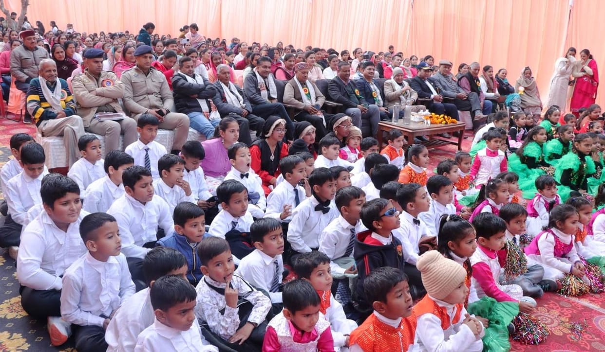 Children should obey the orders of their teachers and parents and stay away from drugs.