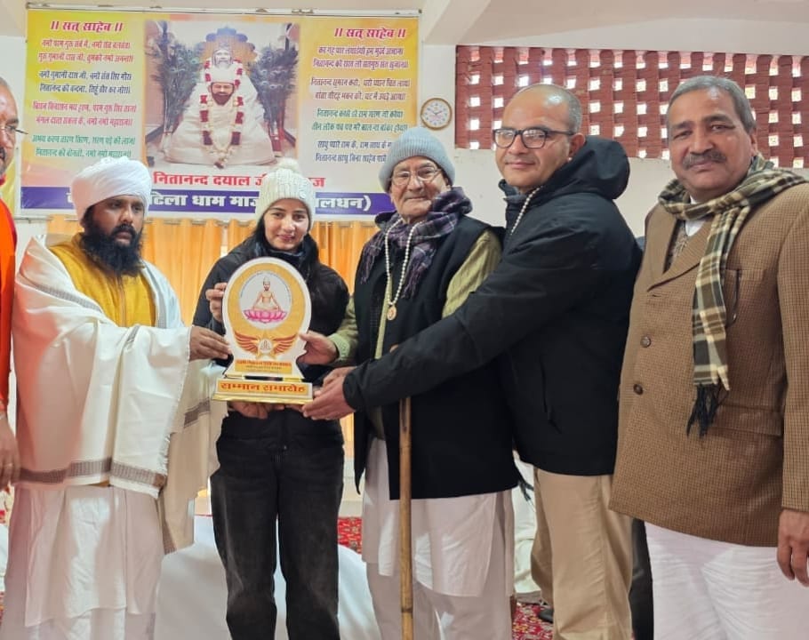 Awareness campaign on de-addiction conducted at Jatela Dham.