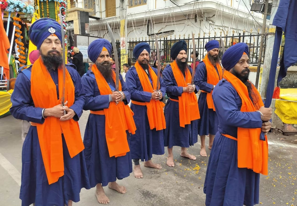 Confluence of bravery and faith seen in city kirtan