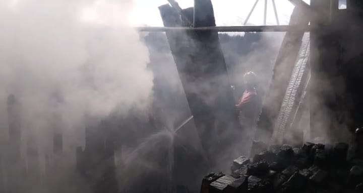 Fire broke out in plywood warehouse, took three hours to extinguish