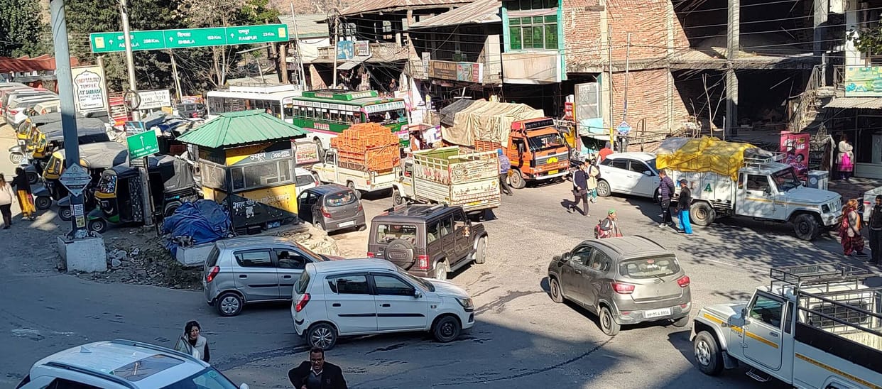 No parking in Jury, causing traffic jams, people upset