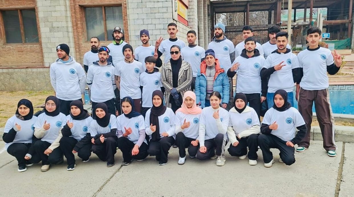 Srinagar, Dragon Boat, National Competition, Jammu Kashmir Team, Depart For Bhopal