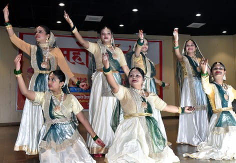 Gorakhpur Mahotsav: 109 participants showcased their skills in the two-day talent hunt.