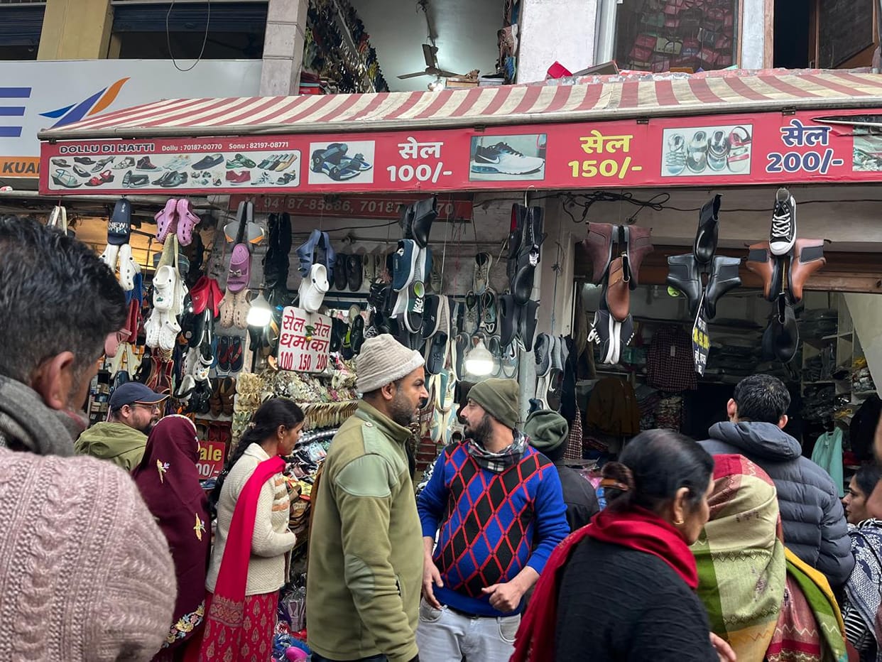Action taken against three shopkeepers for encroachment, goods of one seized