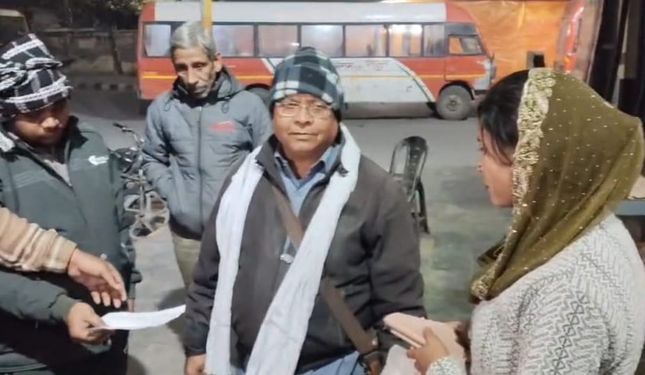 MST holder girl's ticket cancelled, commotion at roadways bus stand