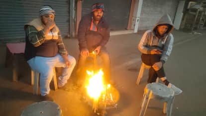 Mount Abu's temperature dipped to -3 amid cold winds, with snow lying in the open.