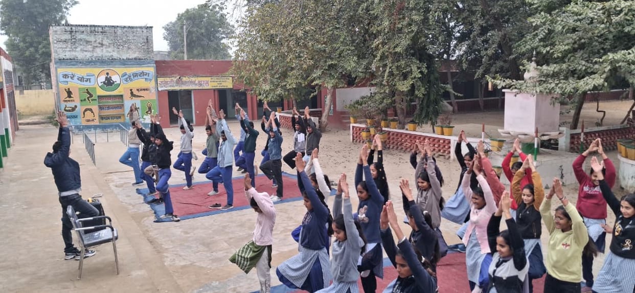 Volunteers were made aware of the need to maintain physical and mental health.