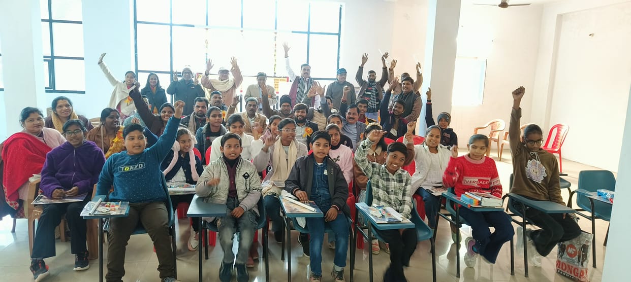 The winning participants were honored.