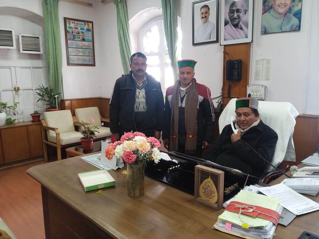 Sweet lime plants dry up, villagers angry, memorandum submitted to Horticulture Minister